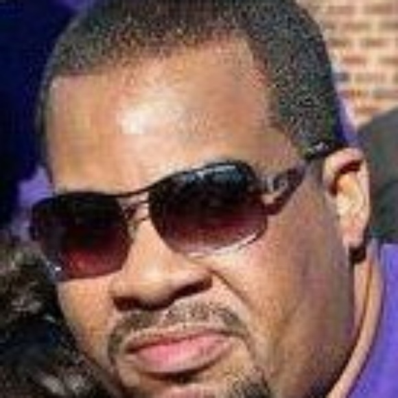 Meet your Posher, Raymond - Picture 1 of 1